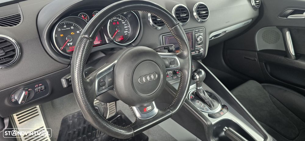 Audi TT Coupé 3.2 quattro S tronic - 32