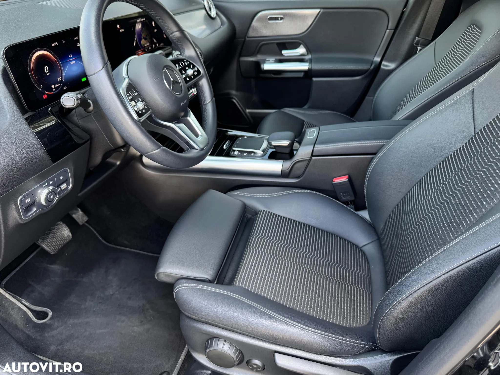 Mercedes-Benz GLA 250 e 8G-DCT Progressive - 13