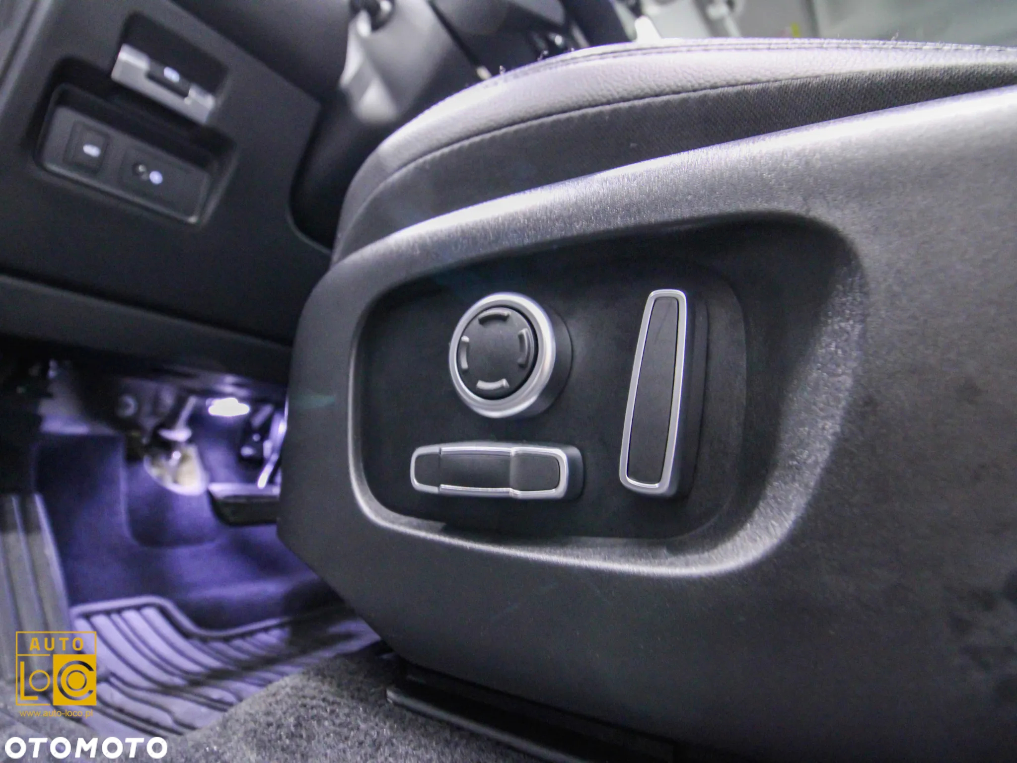 Land Rover Range Rover Evoque P200 R-Dynamic HSE - 33