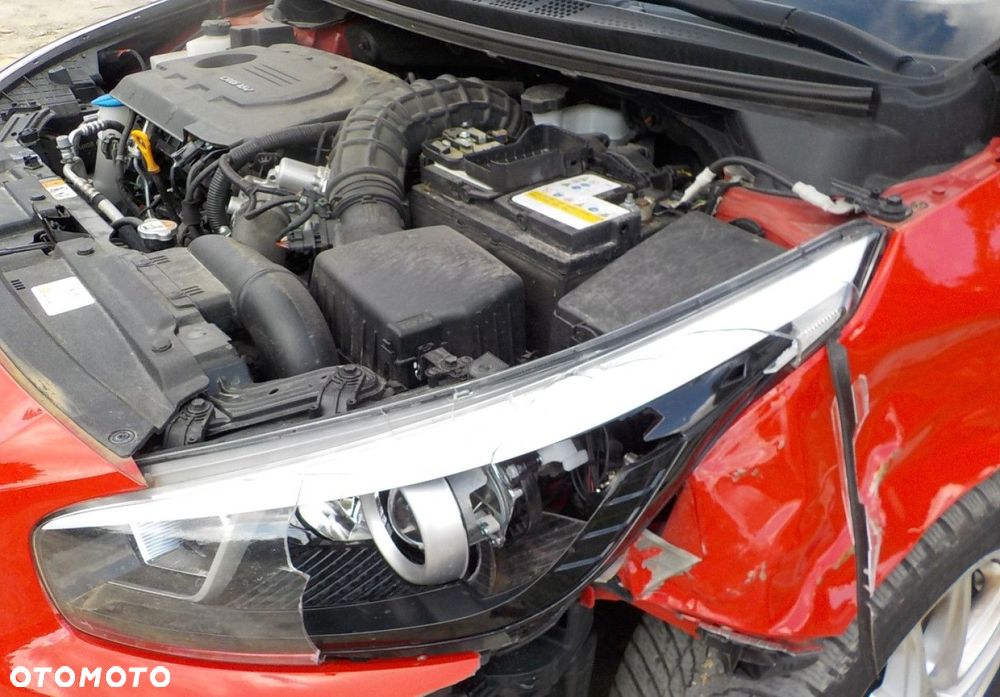 Kia Ceed - 8