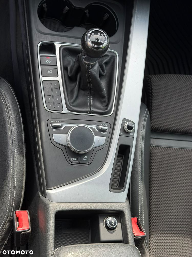 Audi A4 Limousine 2.0 TDI - 10
