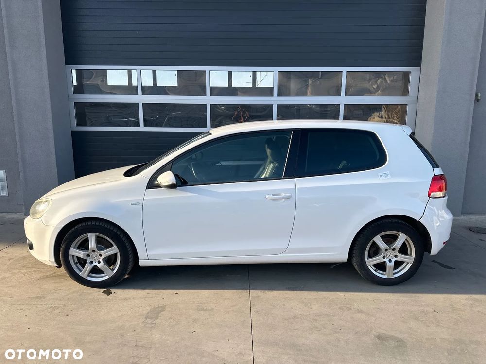 Volkswagen Golf 1.2 TSI BMT Trendline - 1