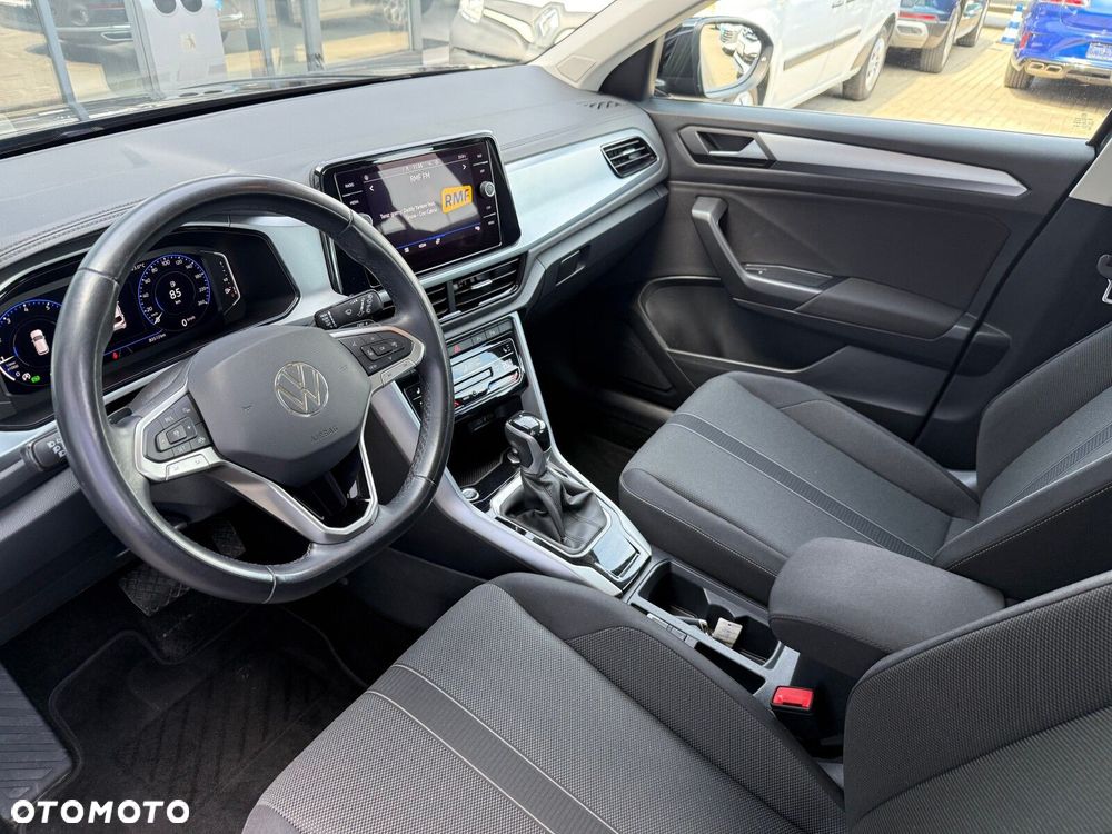 Volkswagen T-Roc - 12