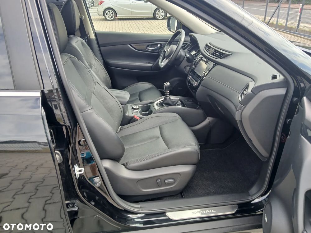 Nissan X-Trail 2.0 dCi Tekna 4WD - 36