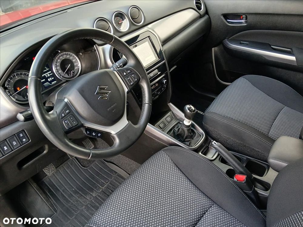 Suzuki Vitara 1.4 Boosterjet SHVS Premium 2WD - 9