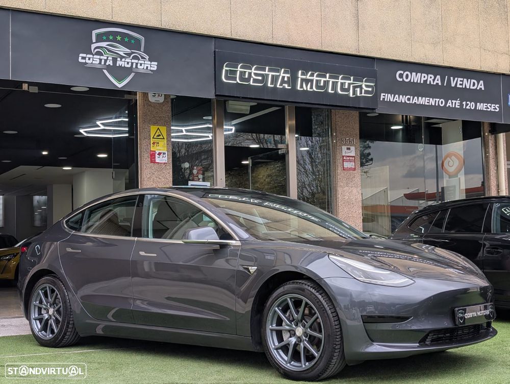 Tesla Model 3 Standard Range Plus RWD - 1
