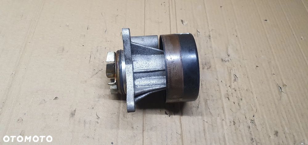 Pompa wody płynu Jaguar XF X250 2.7 TDV6 4R8Q-8501-BF 4R8Q-8509-AC - 5
