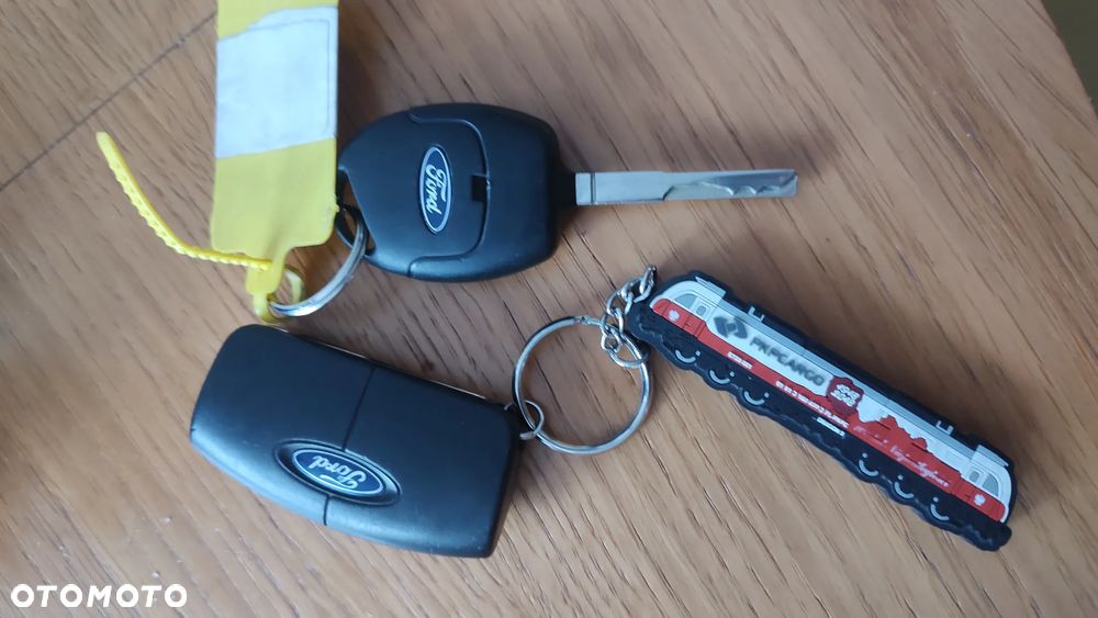 Ford S-Max 2.0 Titanium - 23