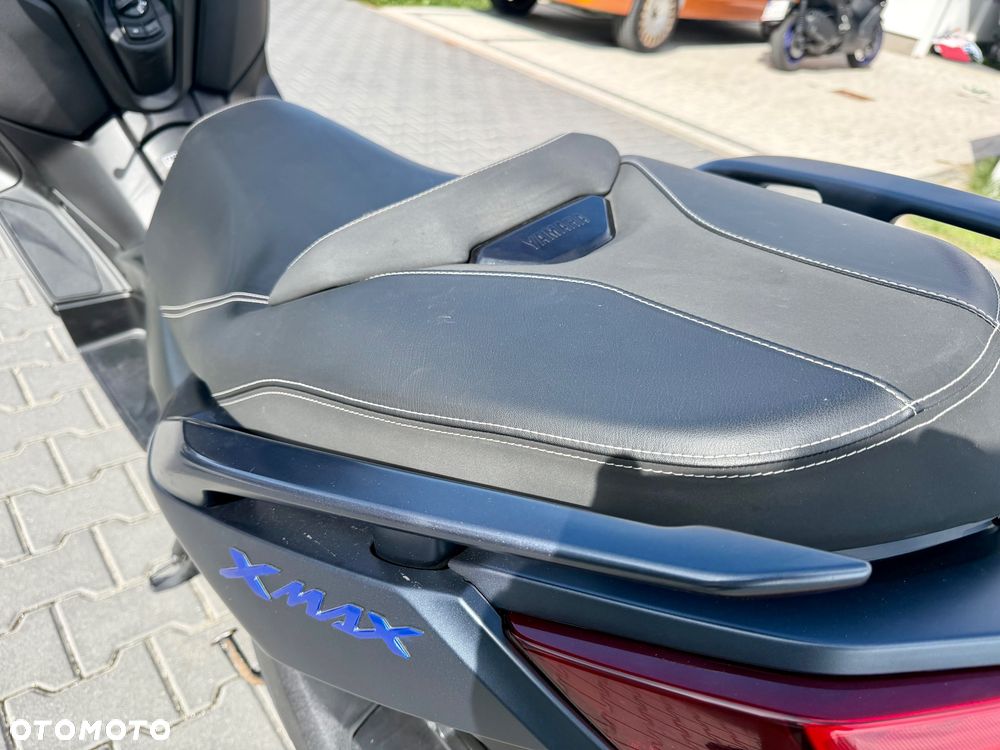 Yamaha X-max - 9