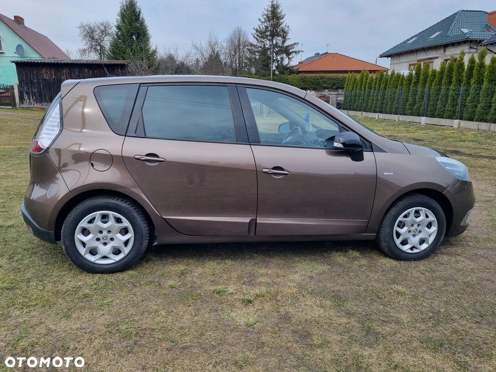 Renault Grand Scenic ENERGY TCe 115 S&S Bose Edition - 8