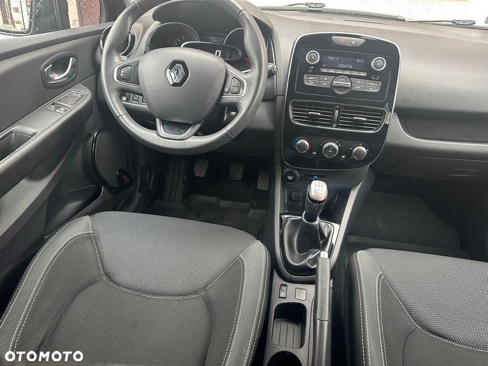 Renault Clio 1.2 16V Alize - 23
