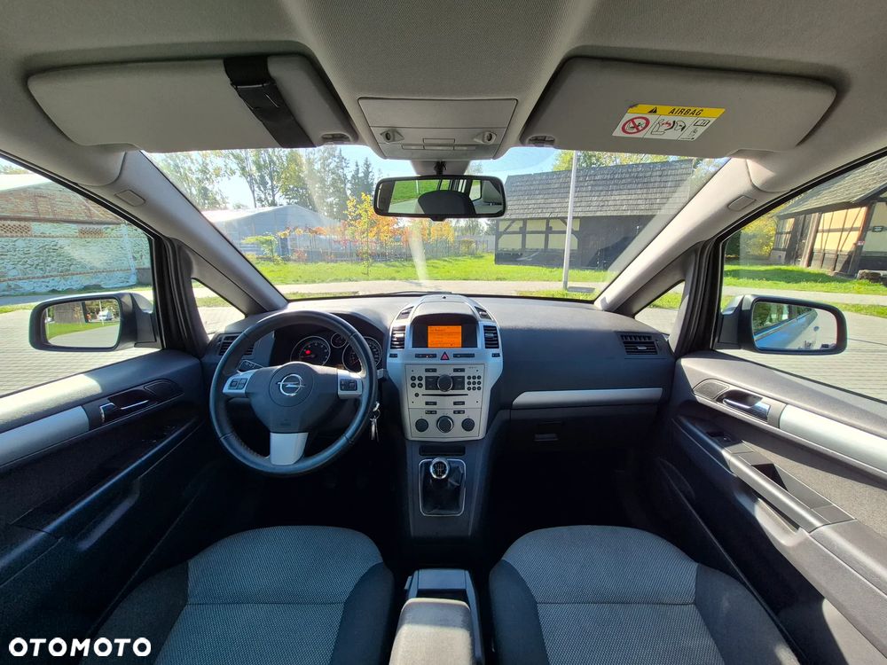 Opel Zafira 1.8 Active - 11