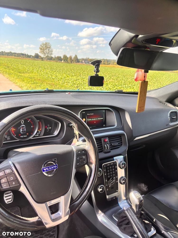 Volvo V40 D2 - 9