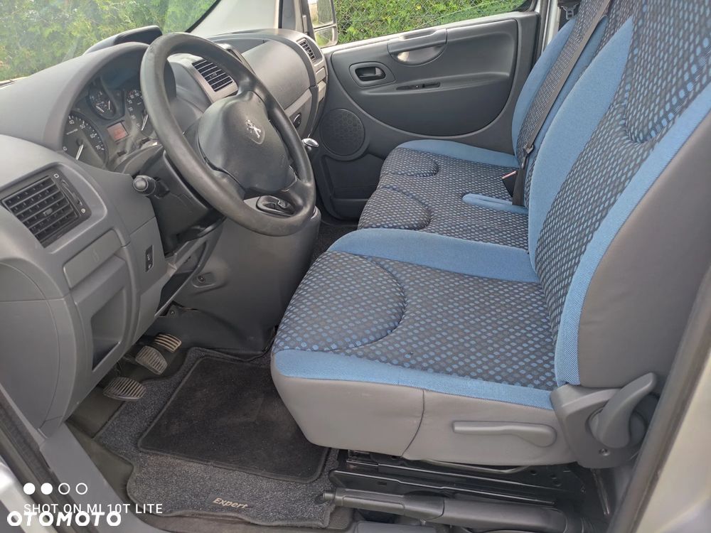 Peugeot expert - 8