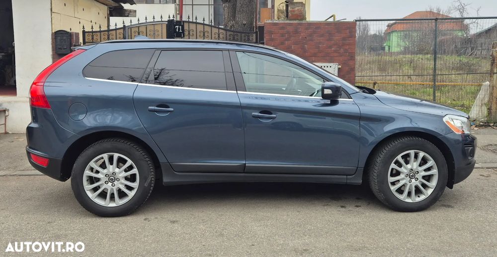 Volvo XC 60 D5 AWD Momentum - 7