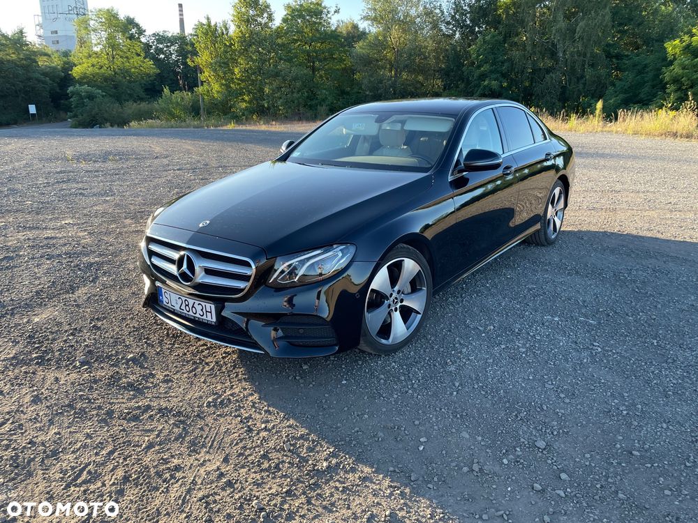 Mercedes-Benz Klasa E 220 d 4-Matic 9G-TRONIC - 2