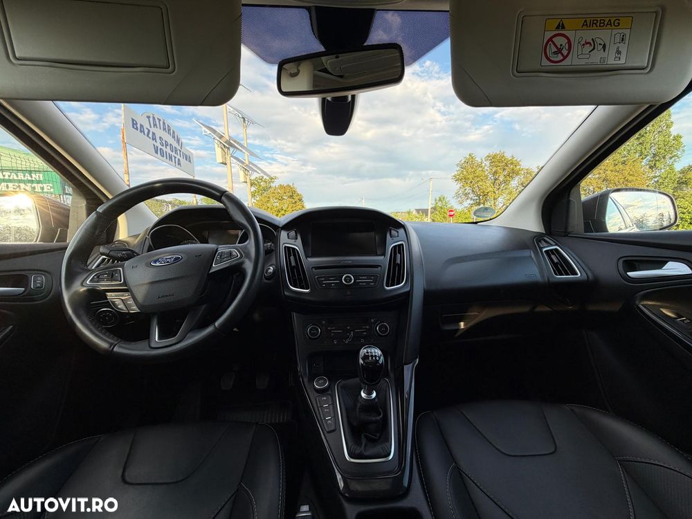 Ford Focus 1.5 EcoBoost Start-Stopp-System TITANIUM - 23