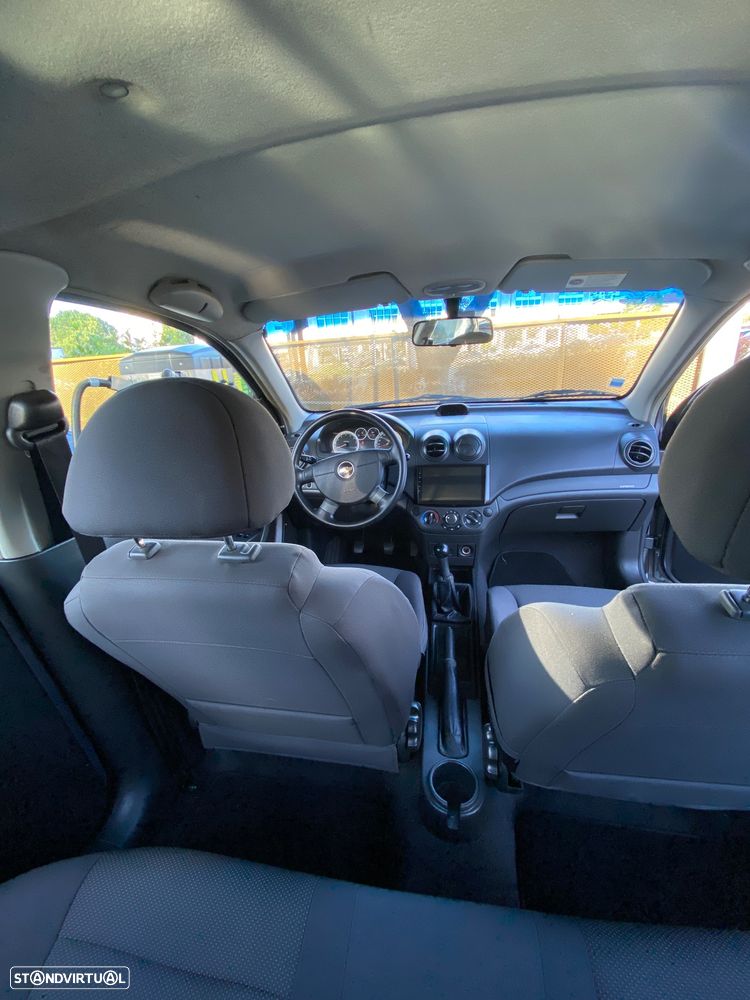 Chevrolet Aveo 1.2 LS - 11