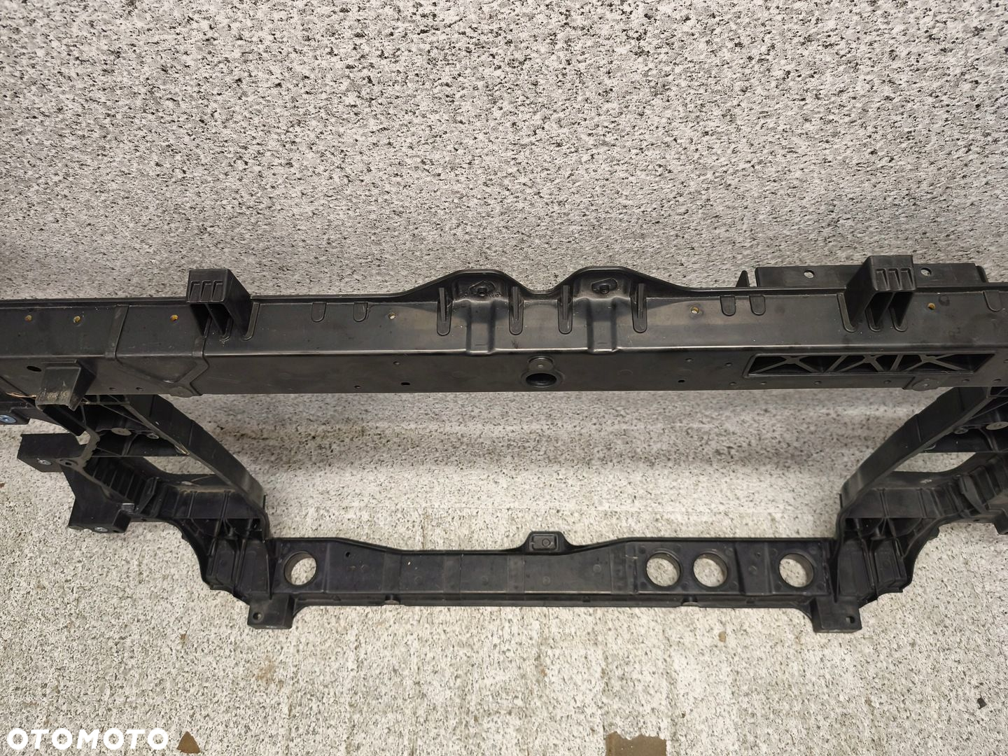 PAS PRZEDNI WZMOCNIENIE HYUNDAI STARIA 64101-CG000 - 4