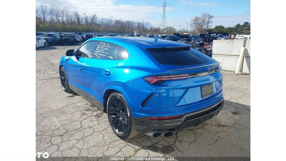 Lamborghini Urus - 5