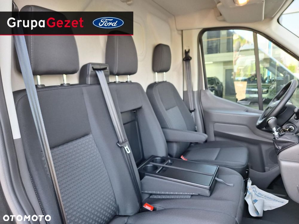 Ford Transit - 11