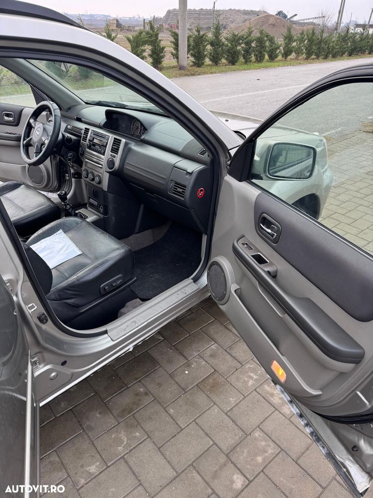 Nissan X-Trail 2.2 dCi 4x4 Edition Elegance - 27
