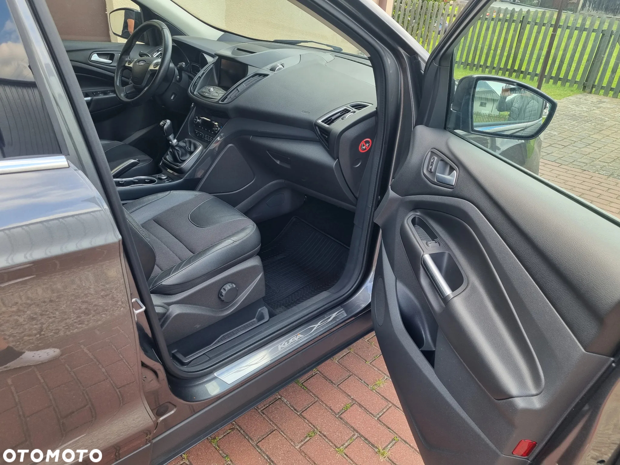 Ford Kuga 1.5 EcoBoost 2x4 Titanium - 8
