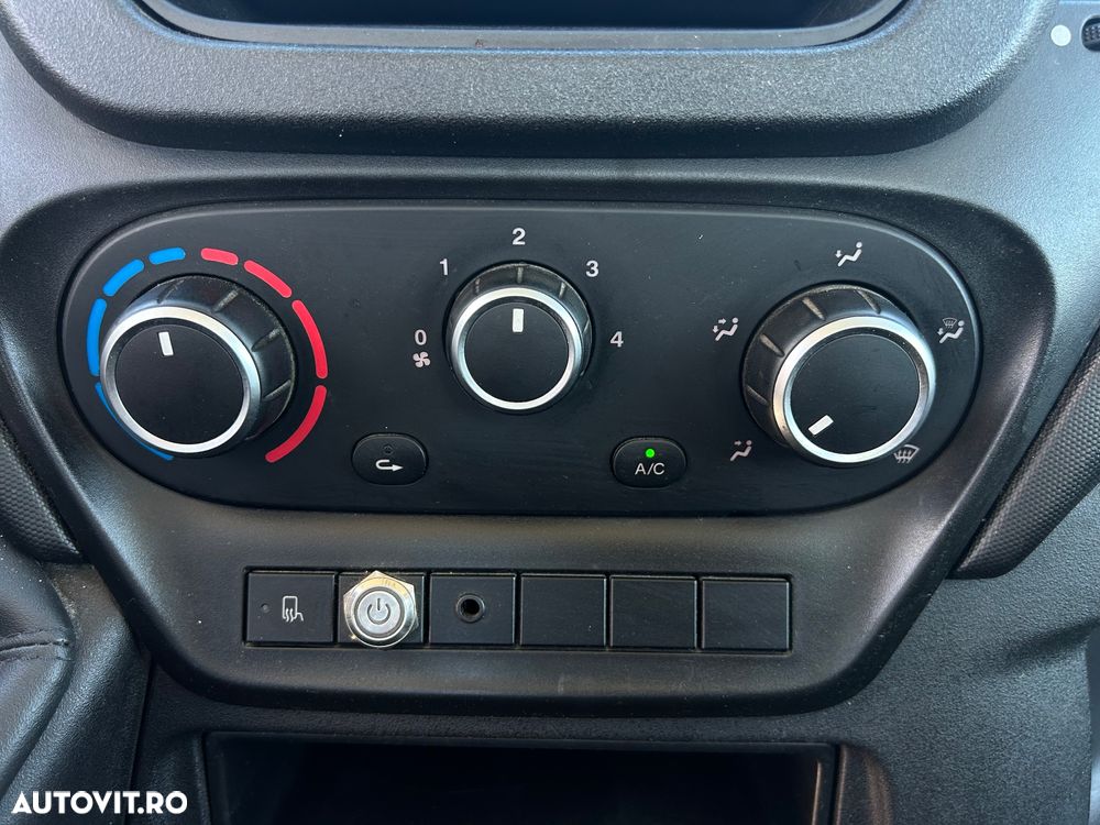 Iveco LIFT DE CONTAINER CU CARLIG 3.0 D - 23