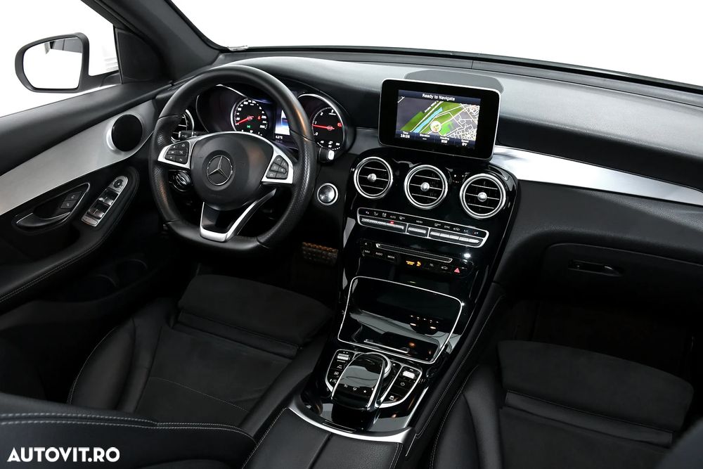 Mercedes-Benz GLC 250 d 4Matic 9G-TRONIC AMG Line - 4