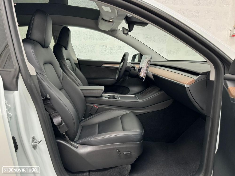 Tesla Model Y Performance Tração Integral - 45