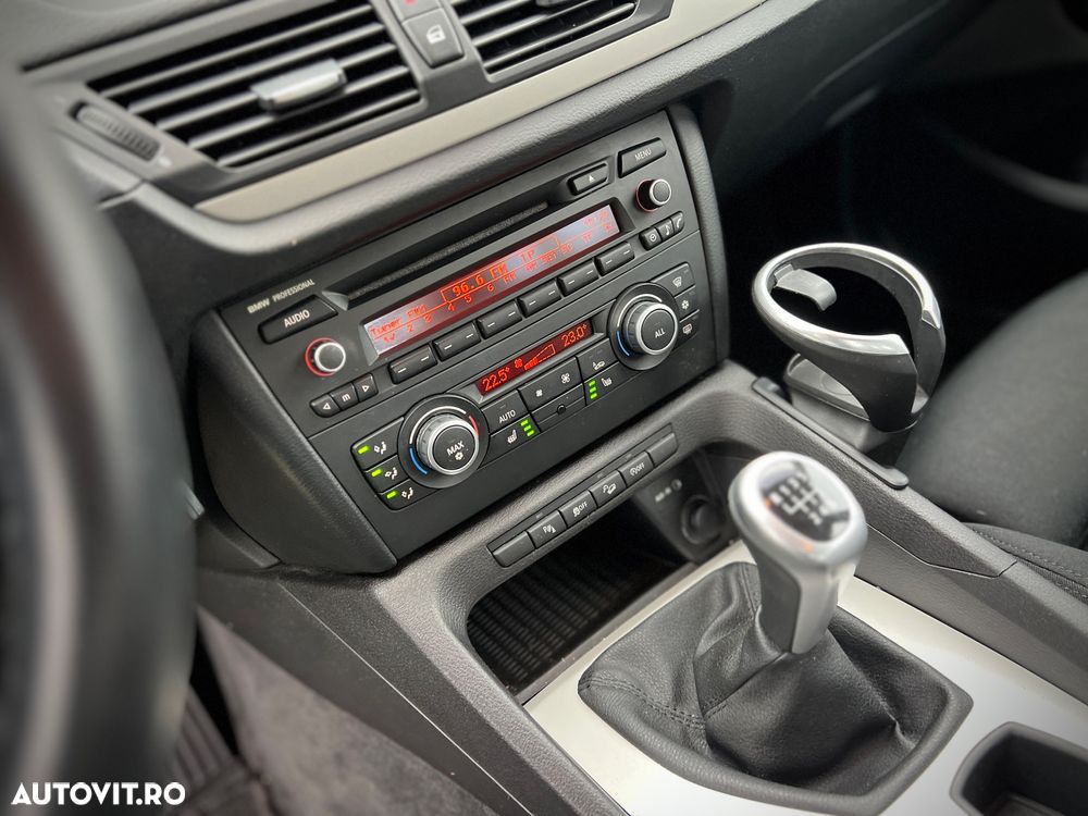 BMW X1 xDrive20d - 13