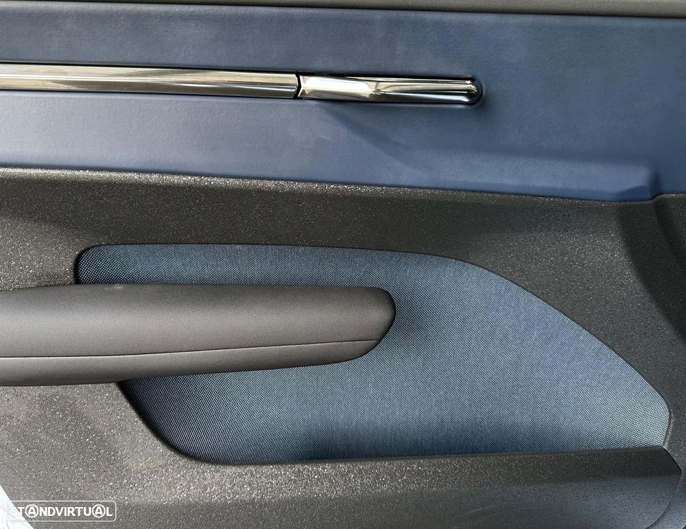 Volvo EX30 51 kWh Single Motor Core - 9