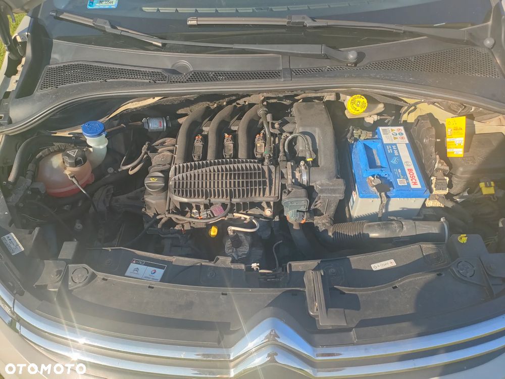 Citroën C3 1.2 PureTech Shine - 4