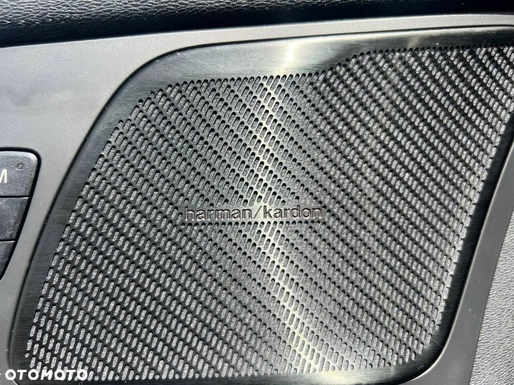 Volvo XC 60 - 30