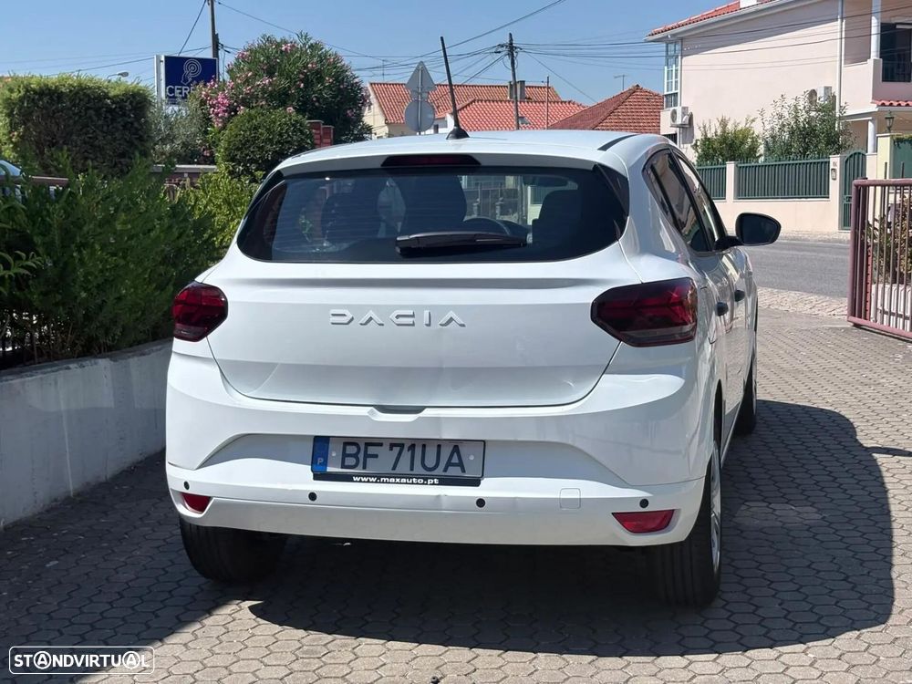 Dacia Sandero 1.0 ECO-G Essential Bi-Fuel - 26