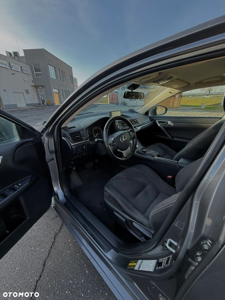 Lexus CT - 20