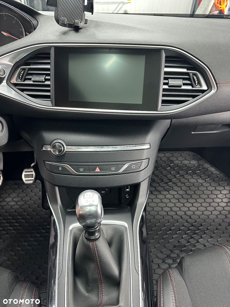 Peugeot 308 - 19
