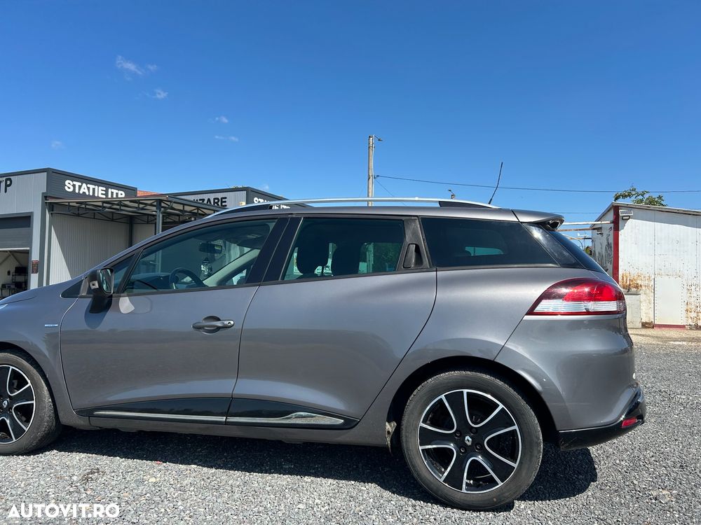 Renault Clio - 22
