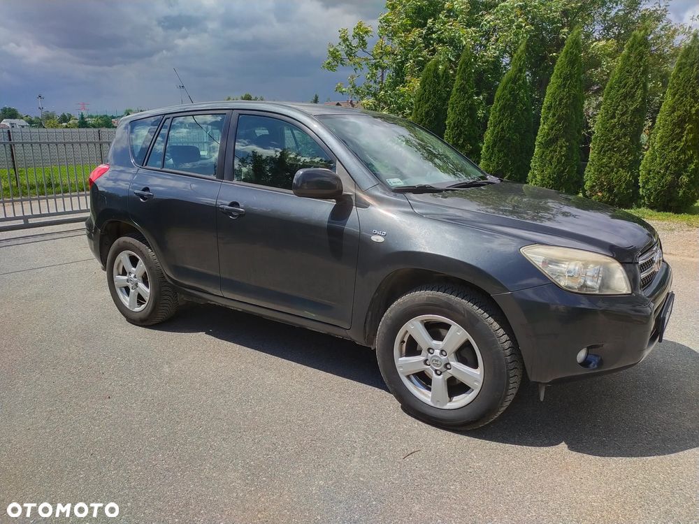 Toyota RAV4 2.2 D-4D 4x4 Executive - 3