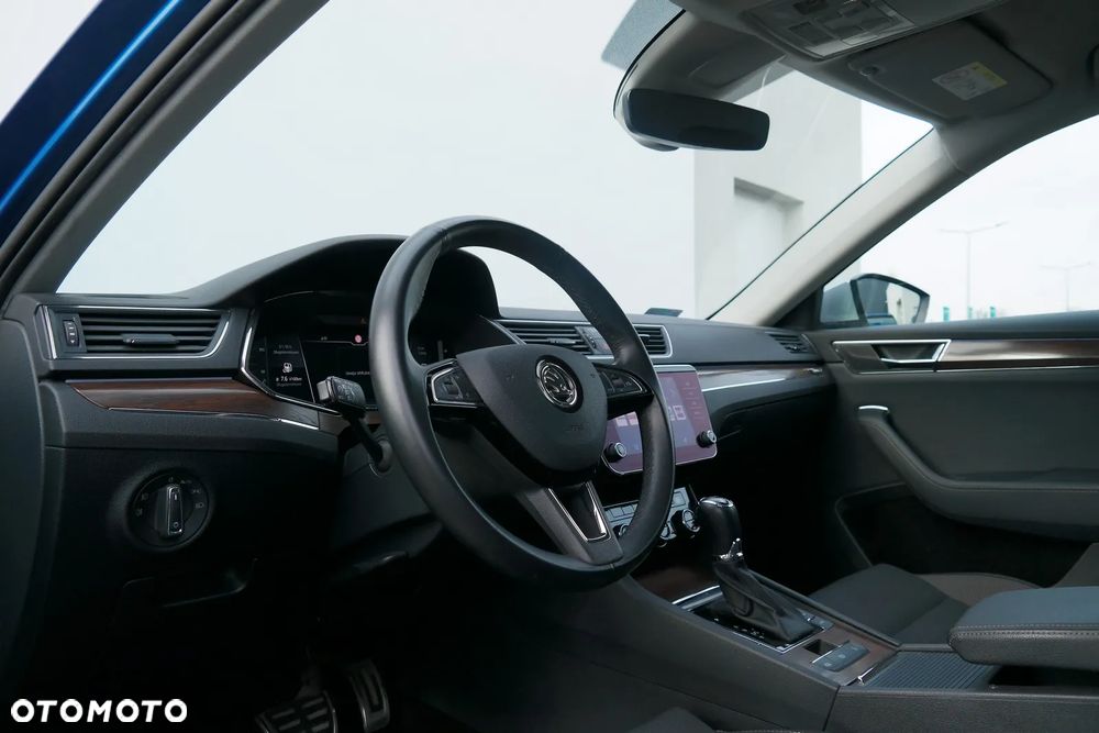 Skoda Superb 2.0 TDI SCR 4x4 Scout DSG - 7