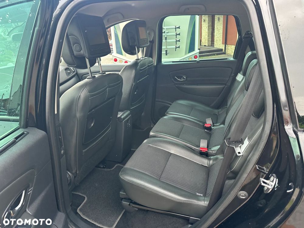 Renault Scenic - 8
