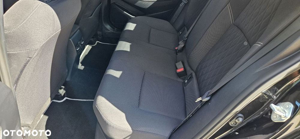 Toyota Corolla 1.8 Hybrid GPF Comfort - 25