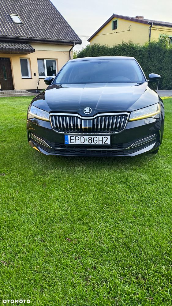 Skoda Superb 2.0 TDI Sportline DSG7 - 2