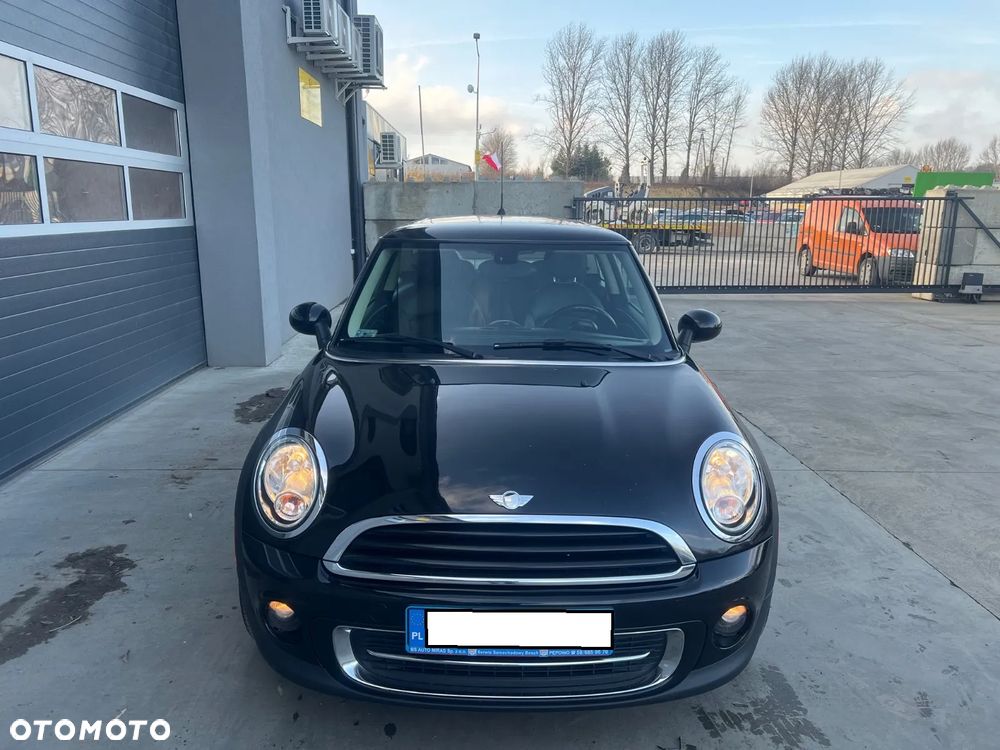 MINI Cooper Standard - 8