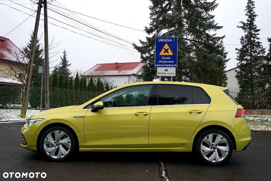 Volkswagen Golf - 11