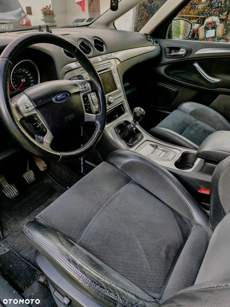 Ford S-Max 2.5 Titanium - 8