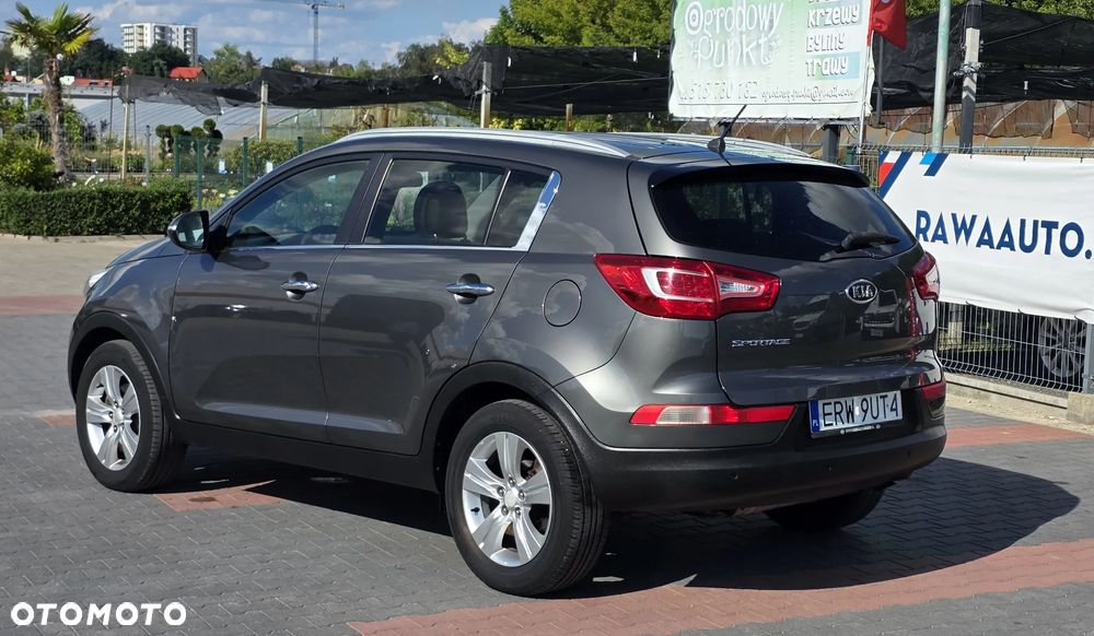 Kia Sportage 2.0 L - 3