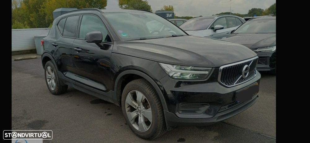 Volvo XC 40 1.5 T2 Momentum Geartronic - 2