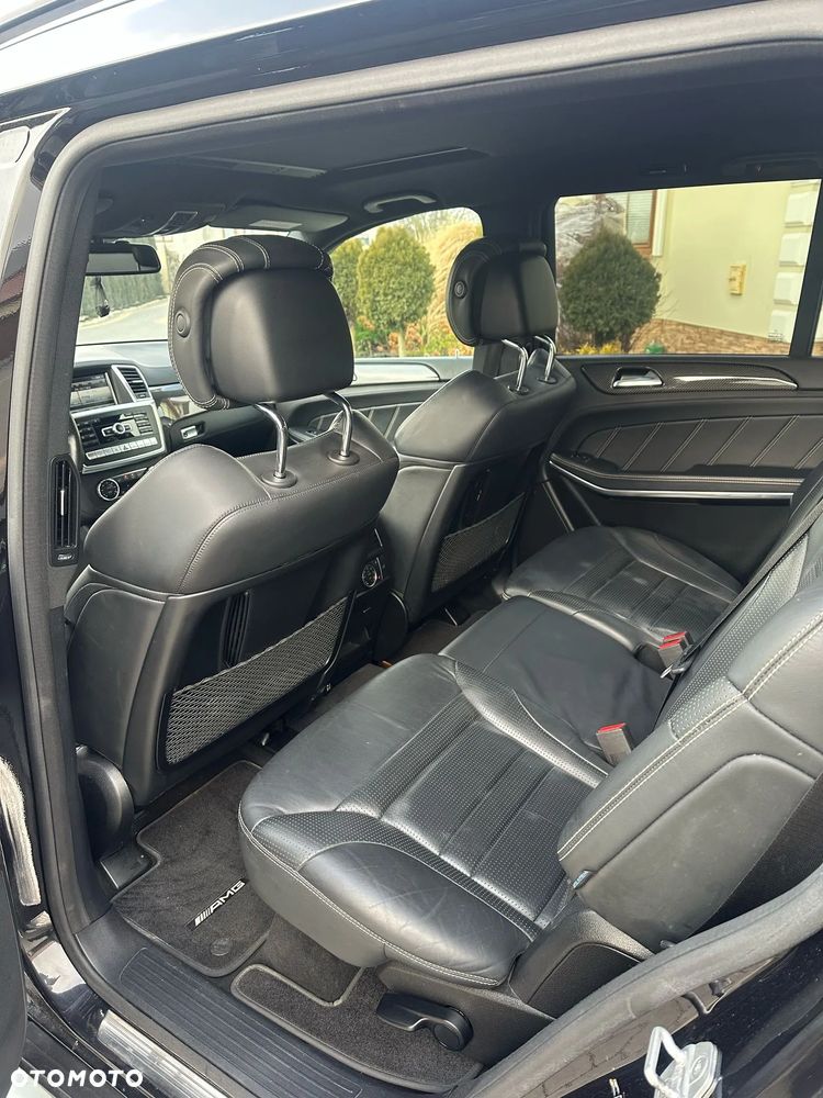 Mercedes-Benz GL - 19