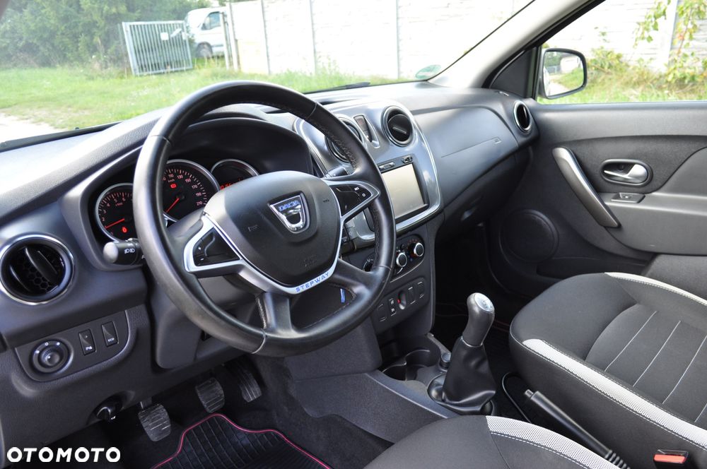 Dacia Sandero 0.9 TCe SL Celebration S&S EU6 - 20